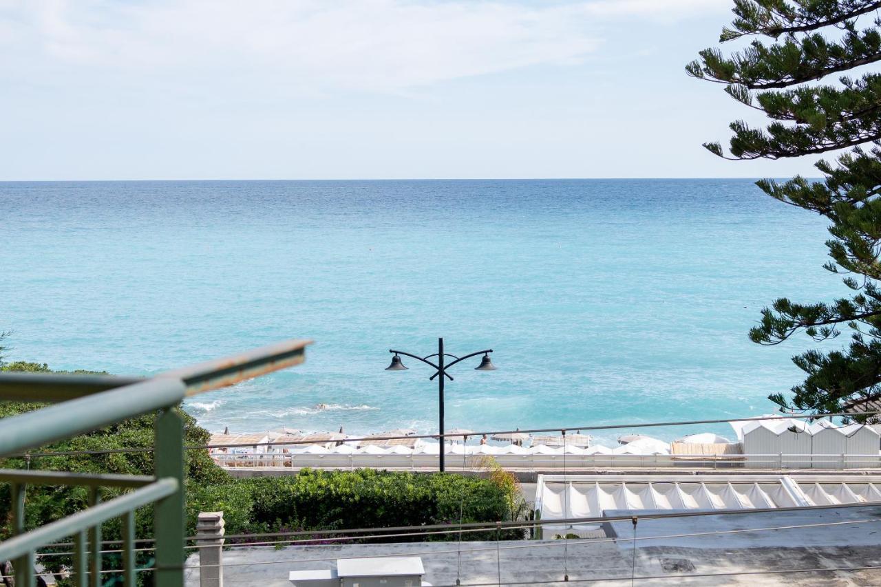 Апартаменты Casa Fedra - Pet Friendly - Sea View Бордигера Экстерьер фото